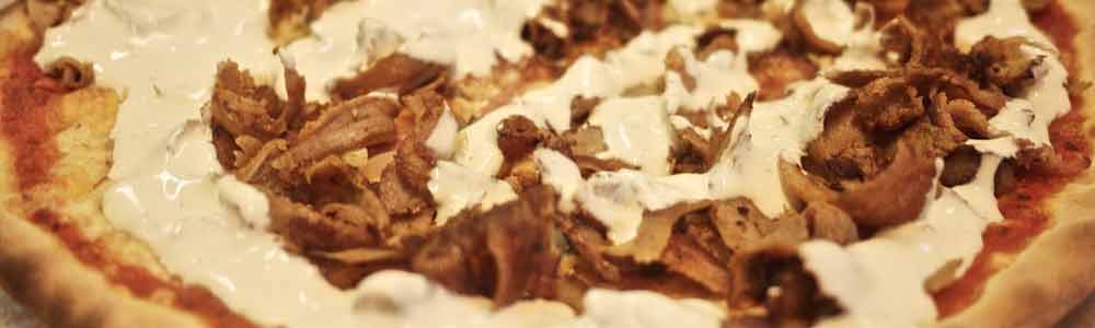 Pizzeria Fattoria Herford - Pizza mit Gyros