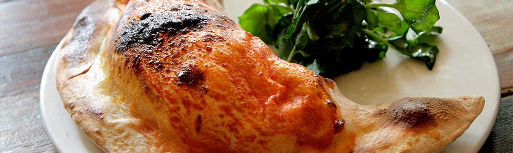 Pizzeria Fattoria Herford - Calzone (gefüllte Pizza)