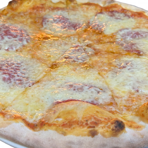 Holzfeuer Pizzeria Peppone - 12. Pizza Rindersalami