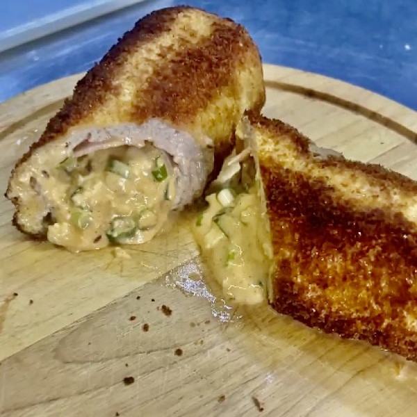 Schnitzel Flitzer - Restaurant Keull - 02541 / 880 195 - Oktober-Schnitzel-Rollo