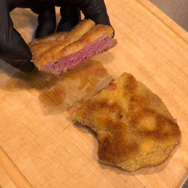 Schnitzel Flitzer - Restaurant Keull - 02541 / 880 195 - November-Wildschweinfiletschnitzel