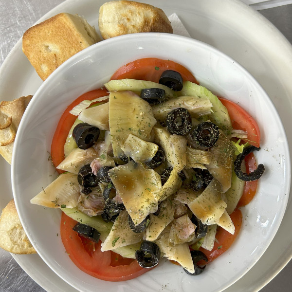 Holzfeuer Pizzeria Peppone - 84. Artischocken Salat