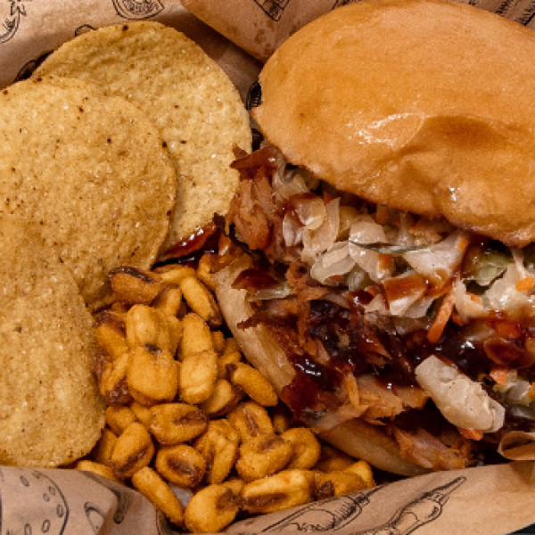 The Southern Soul - PULLED RIB BURGER